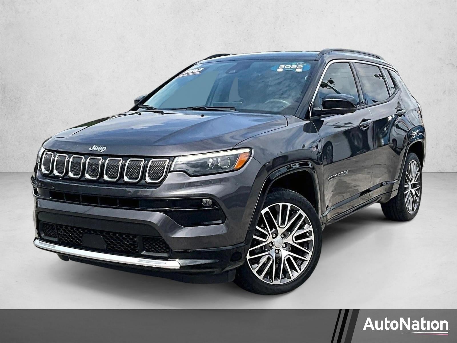 2022 Jeep Compass Limited 4x4 in Gray — front three-quarter view
